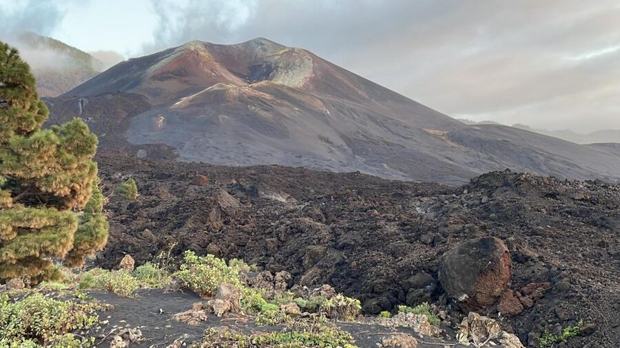 La Palma: Guided Tour to Tajogaite Volcano with Transfer - Tacande and the villages closest to the volcano