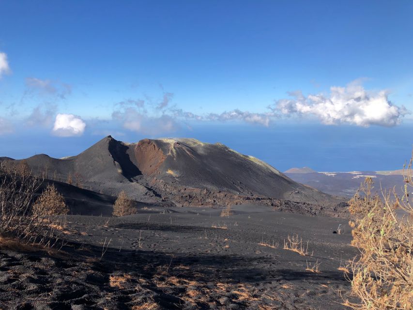 La Palma: Guided Tour to Tajogaite Volcano with Transfer - The Llano del Jable hike and crater viewpoint