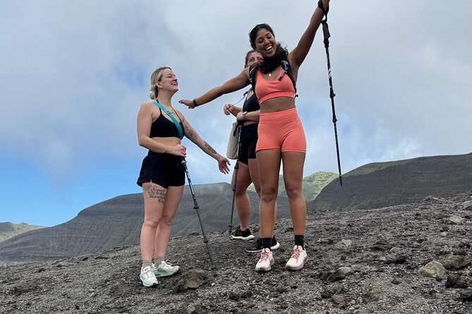 La Soufriere Volcano Hike /Topdawg Tours - The crater climb and April 2021 eruption context