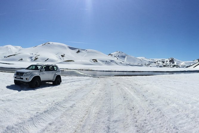 Landmannalaugar and Hekla Volcano / guided private tour - Reaching Hekla’s eruptive ridge