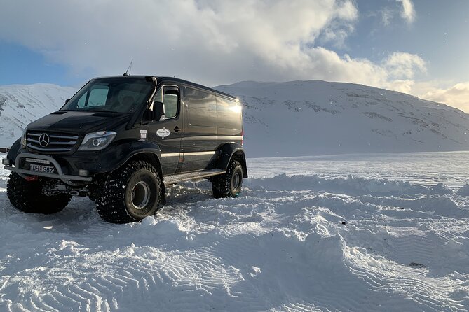 Landmannalaugar and Hekla Volcano / guided private tour - Who will get the most from this tour