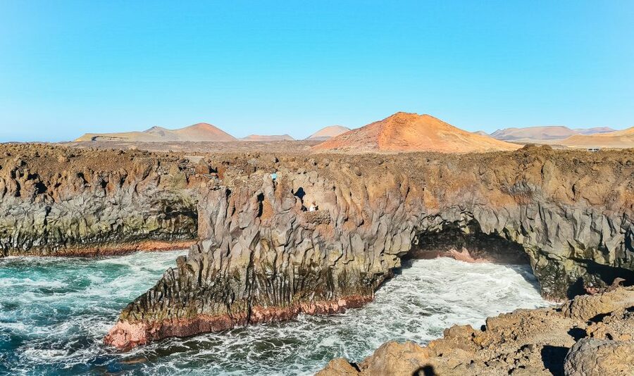 Lanzarote: Volcanos of Timanfaya and Caves Tour with Lunch - Lunch in Yaiza: useful, included, and not the highlight