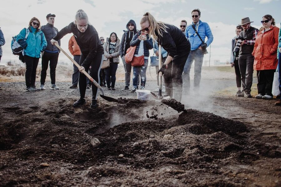 Laugarvatn Fontana: Geothermal Bread-Baking Experience - Key points to know before you go
