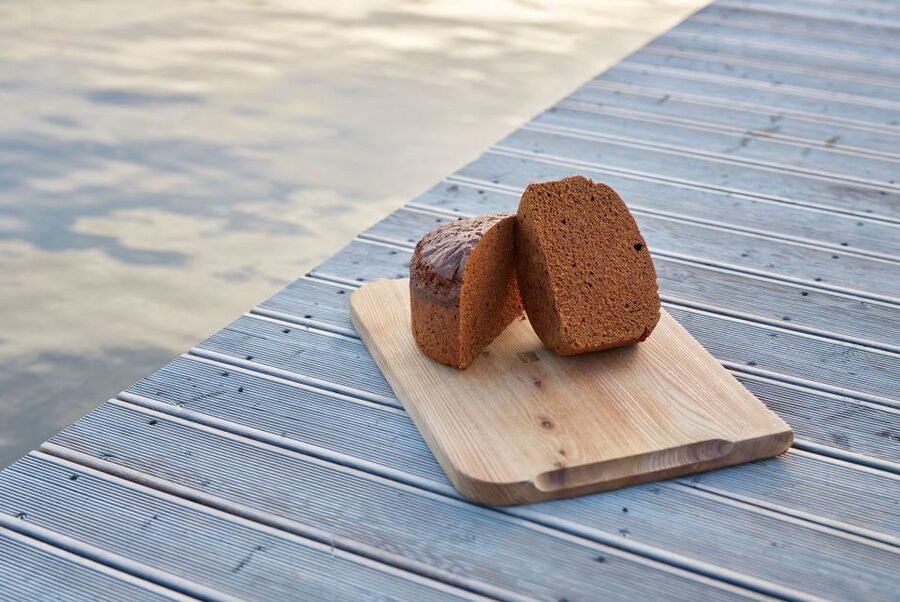 Laugarvatn Fontana: Geothermal Bread-Baking Experience - Why Icelandic lava bread is worth stopping for