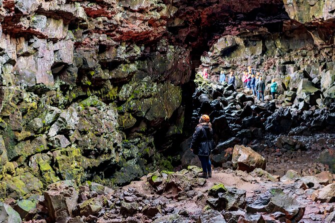 Lava Caving Experience - Getting to the meeting point