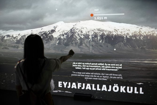 Lava Centre Interactive Volcano Exhibition - The magma plume and Iceland’s underground forces