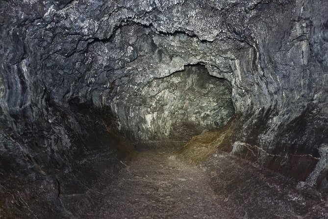 Lava Tunnel & Caving Adventure - What the private guide adds