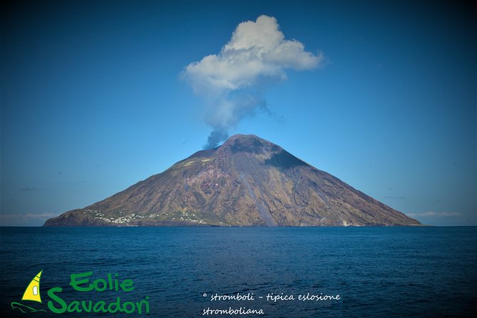 Lipari Stromboli volcano - Commentary and language: the key booking question