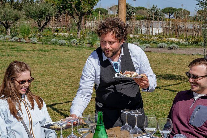 Lunch & Wine Tasting in the National Park of Mt Vesuvius - A Mount Vesuvius wine lunch with a real sense of place