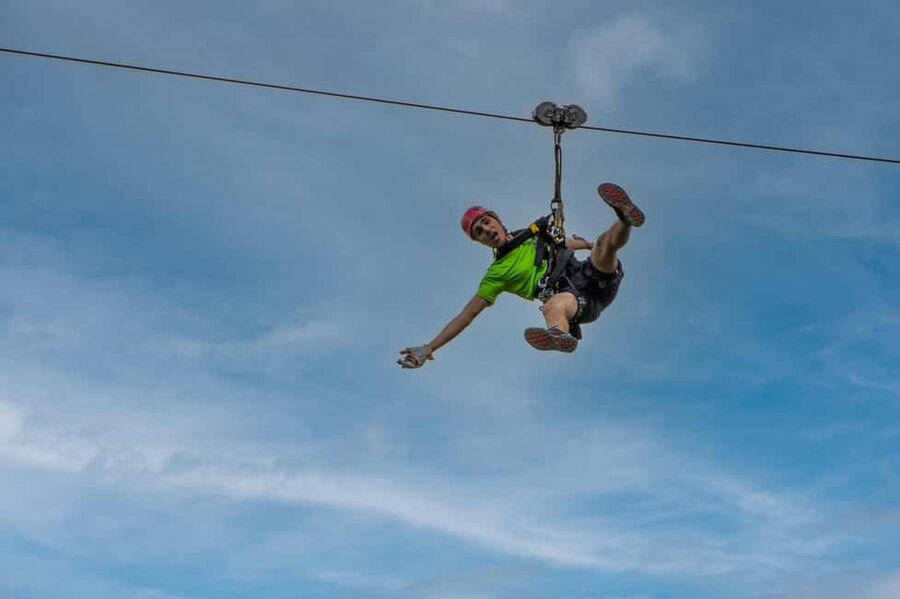 Madeira: Jeep Tour with Zipline, Swing, and Volcanic Pools - Arco da Calheta and Paul da Serra