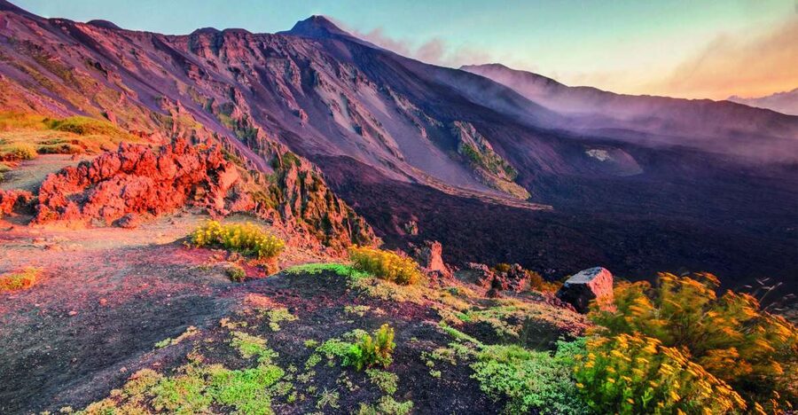 Malta: Mount Etna and Taormina Guided Day Trip by Catamaran - From Malta to Sicily by high-speed catamaran