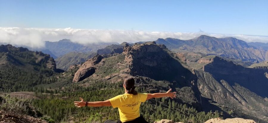 Maspalomas: Roque Nublo - hiking on volcanoes by Sky Rebels - Views, photos, and a mountain picnic