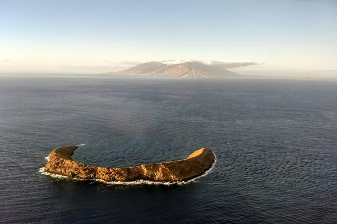 Maui Circle Island-PRIVATE-Air Tour for 2-5: Waterfalls & Lava! - Paia and the north shore