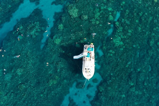 Maui: Molokini & Turtle Town Snorkel & Waterslide Adventure - Lunch, Drinks, and What Is Included
