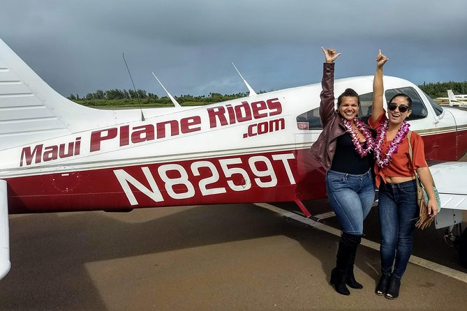 Maui-PRIVATE-Air Tour: Volcano Lava & Jungle Waterfalls (2-5 Max) - Coral reefs and the coast near Kihei