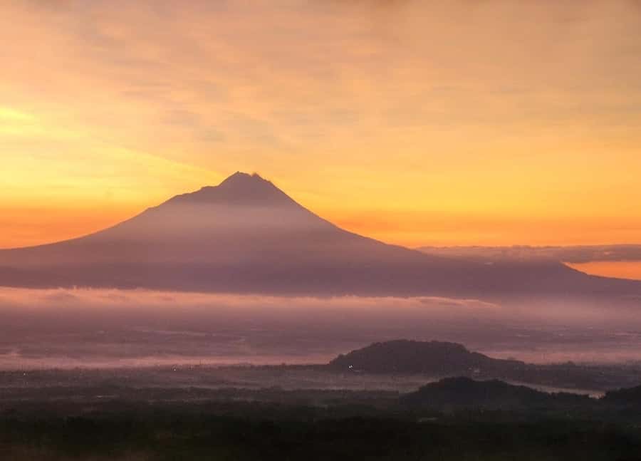 Merapi volcano sunrise with 4wd jeep and step on cold lava - What the $36 price really includes