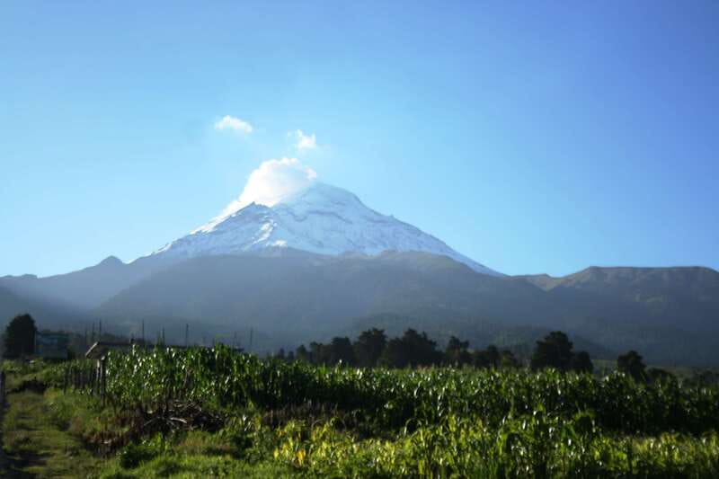 Mexico City: Guided Volcano Trek with Lunch - Paso de Cortes and the first volcano views