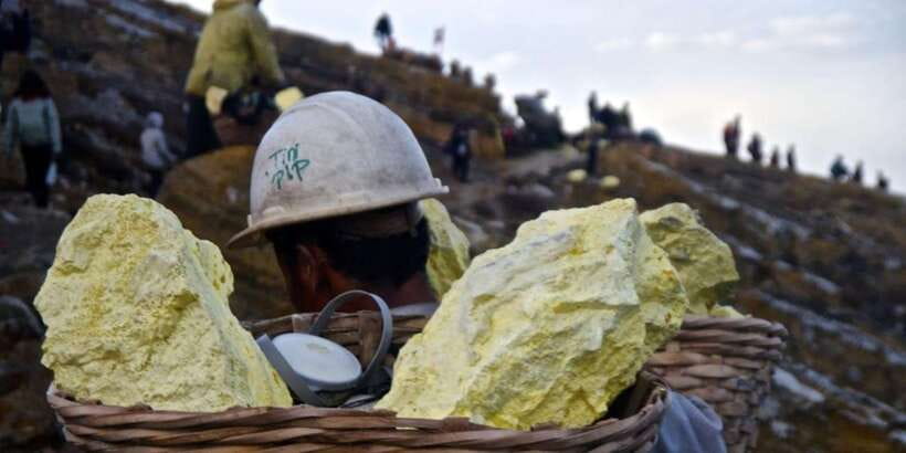 Mount Bromo and Ijen Crater Tour from Surabaya/ Malang - The overnight stop and what is included