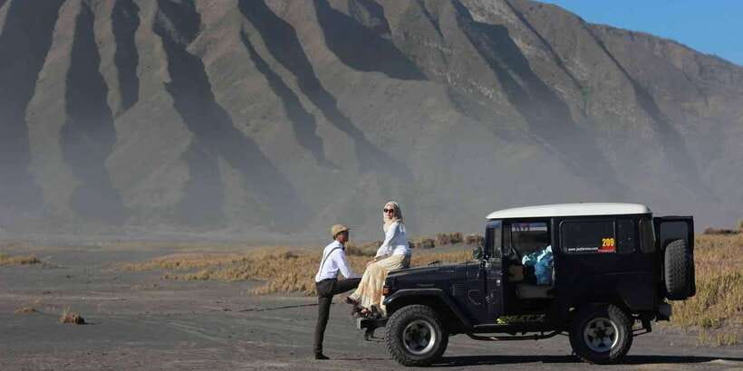 Mount Bromo and Ijen Crater Tour from Surabaya/ Malang - Entering the Ijen Crater area