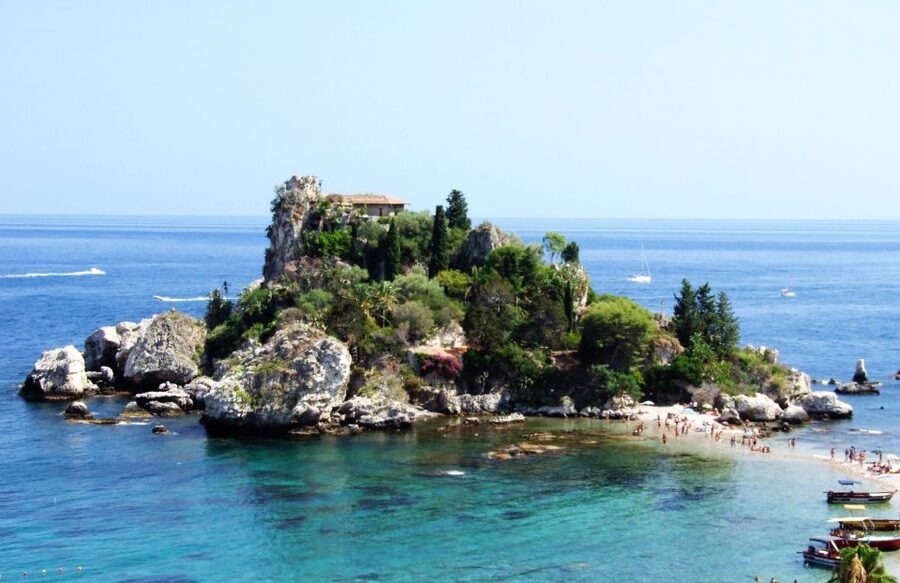 Mount Etna and Taormina Full-Day Excursion from Palermo - Reaching Mount Etna and the Crateri Silvestri