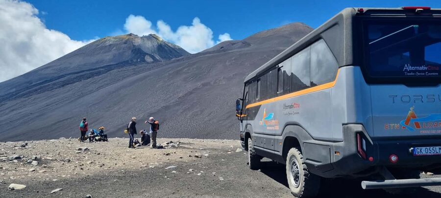 Mount Etna: Ascent to 2800m by 4x4 - Is $100 a Fair Price?