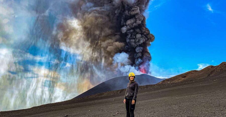 Mount Etna: Central Crater Guided Hike for Advanced Hikers - Meeting at Chiosco Bar Mareneve