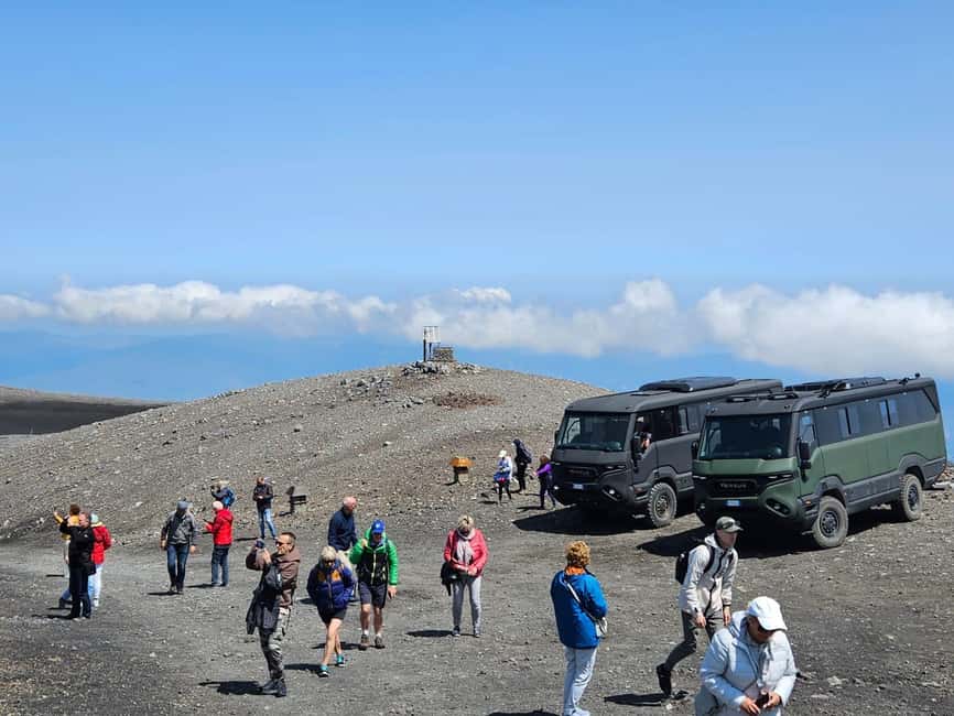Mount Etna: North Upper Craters Guided Tour by 4x4 with Trek - The 4x4 ride across volcanic slopes