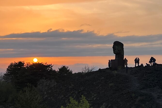Mount Etna Sunset with sicilian tasting - Rifugio Sapienza and the Silvestri Craters