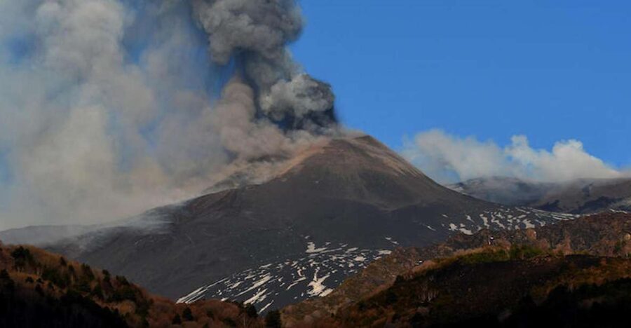 Mount Etna & Taormina Multi-language Tour from Palermo - Why this Etna and Taormina combination appeals