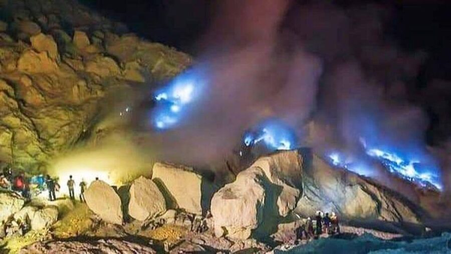 Mount Ijen Volcanic Crater Overnight Trip from Bali - What the price includes, and what it does not
