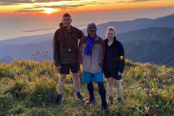 MOUNT RINJANI CLIMB 2DAYS to Crater rim - The Senaru crater rim and its wide views