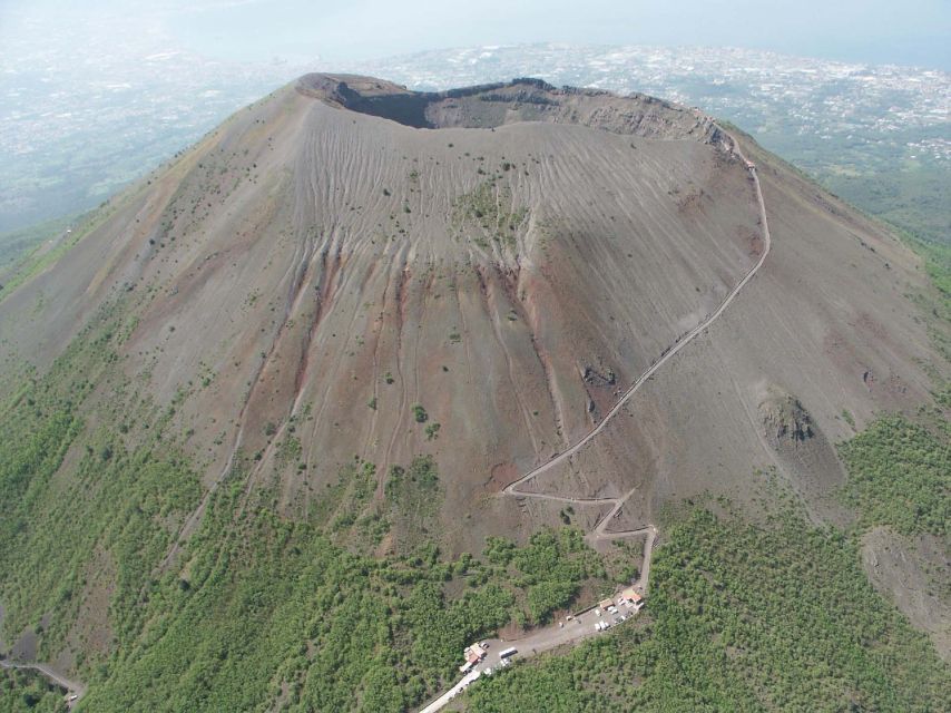 Mount Vesuvius 4-Hour Volcano Tour with Wine Tasting - Lunch and the small wine tasting