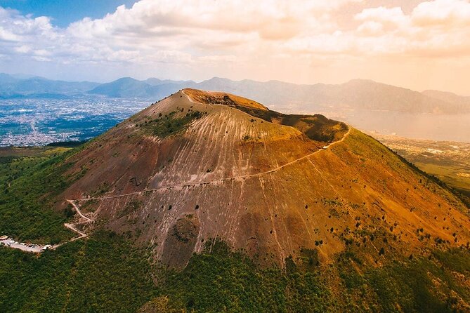 Mount Vesuvius and Pompeii private tour - Is $331.62 per person good value?