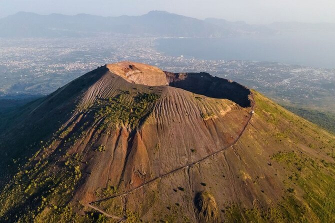 Mount Vesuvius Tour from Pompeii Led by an Expert Guide - Timing, group size, and the Pompeii connection