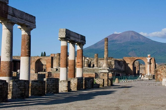 Mount Vesuvius & Wine Tasting with Lunch Private Tour from Amalfi Coast - The three-course lunch on the terrace