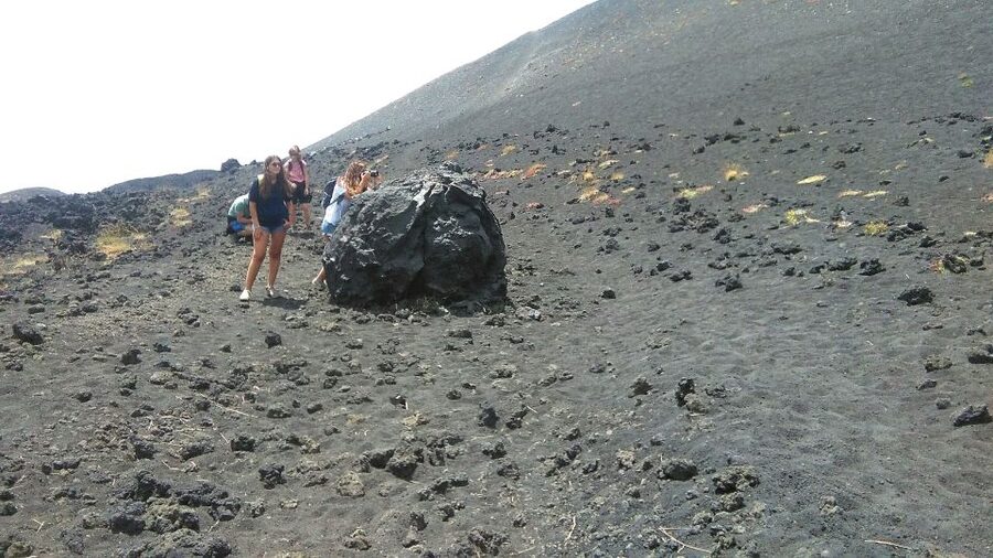 Mt. Etna: Private Tour in 4x4 from Taormina - Silvestri Craters and the visitor center