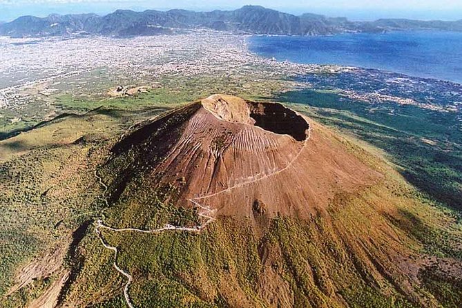 Mt Vesuvius and Pompeii Tour by Bus from Sorrento - Pompeii in a focused two-hour visit