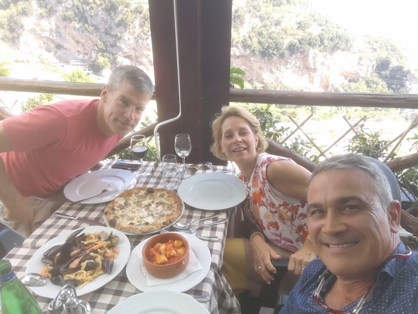 Mt. Vesuvius , Pompeii , Cantina del Vesuvio Winery - Key points at a glance