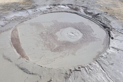 Muddy Volcanoes and Salt Mine Private Full-Day Tour from Bucharest