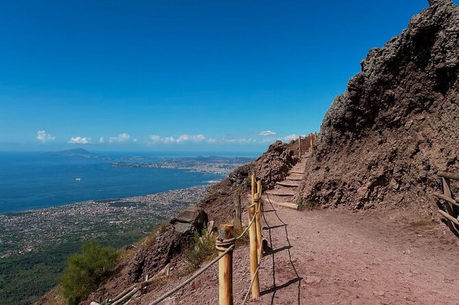 Naples DA Excursion: An adventure on Mount Vesuvius all to yourself - Why Vesuvius is worth the trip from Naples