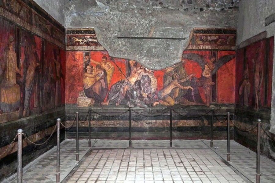 Naples: Pompeii, Herculaneum and Mt. Vesuvius Private Tour - Who should choose this tour?