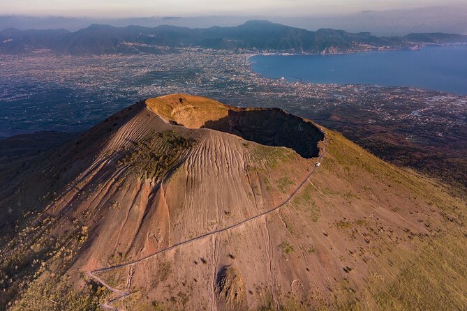Naples: visit vesuvius skip the Line tickets with roundtrip bus - Getting from Naples to the volcano