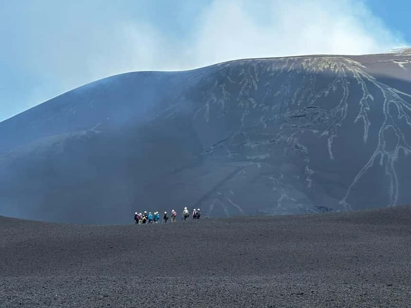 Nicolosi: Mount Etna Central Crater Guided Trekking Tour - The 100-minute walk to the central crater