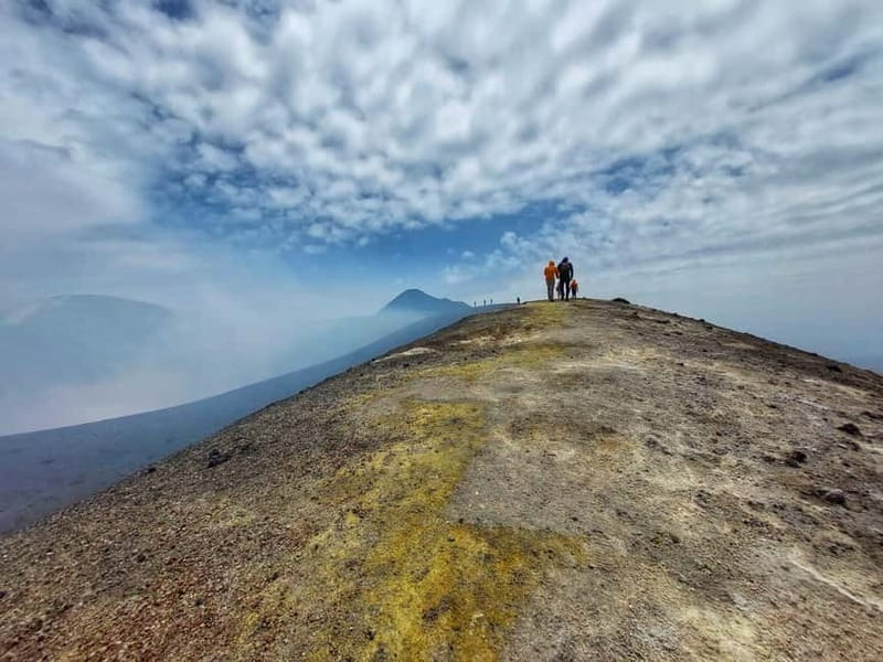 Nicolosi: Mount Etna Central Crater Guided Trekking Tour - The descent and return to Catania