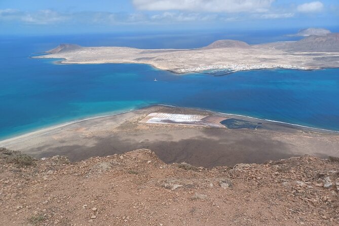 North Tour, Viewpoint, Brunch, White beach & lava pools - Key points at a glance