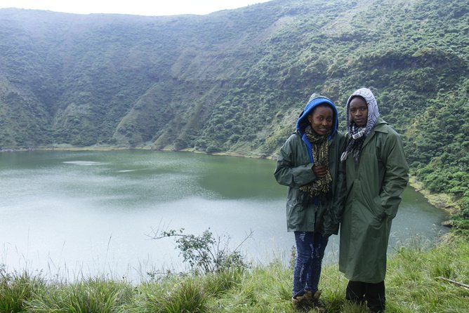 One Day Mount Bisoke Hike Adventure Tour in Volcanoes Park - The Kigali start and the long road north