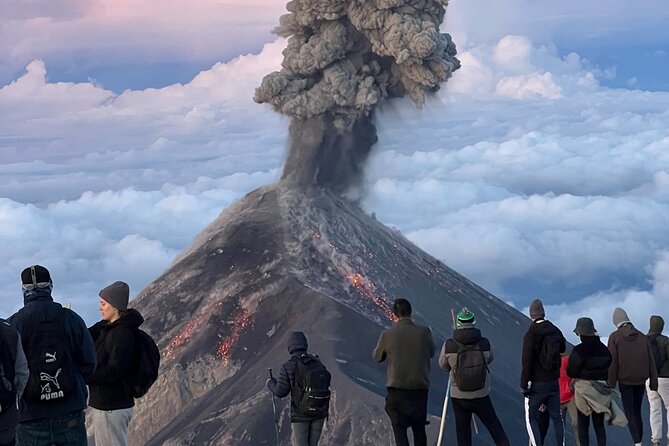 Overnight Adventure Hike Acatenango Volcano - The night sky and the mountain atmosphere