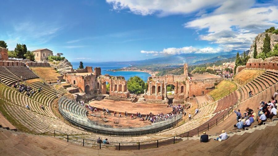Palermo/Cefalù: Mount Etna and Taormina Day Trip - Reaching Mount Etna at 1,910 meters