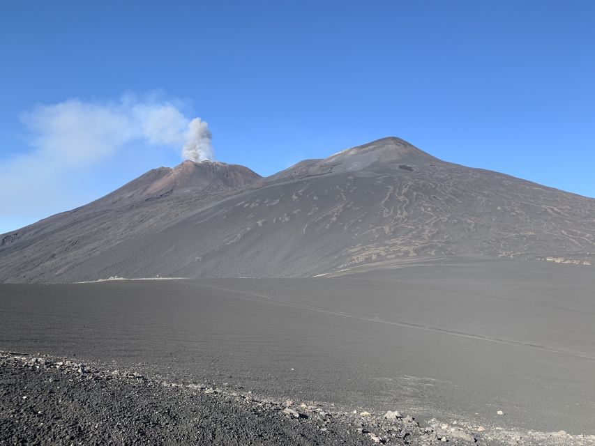 Piano Provenzana: Mount Etna Hiking Trip to 3,380 Meters - Gear, clothing, and physical demands