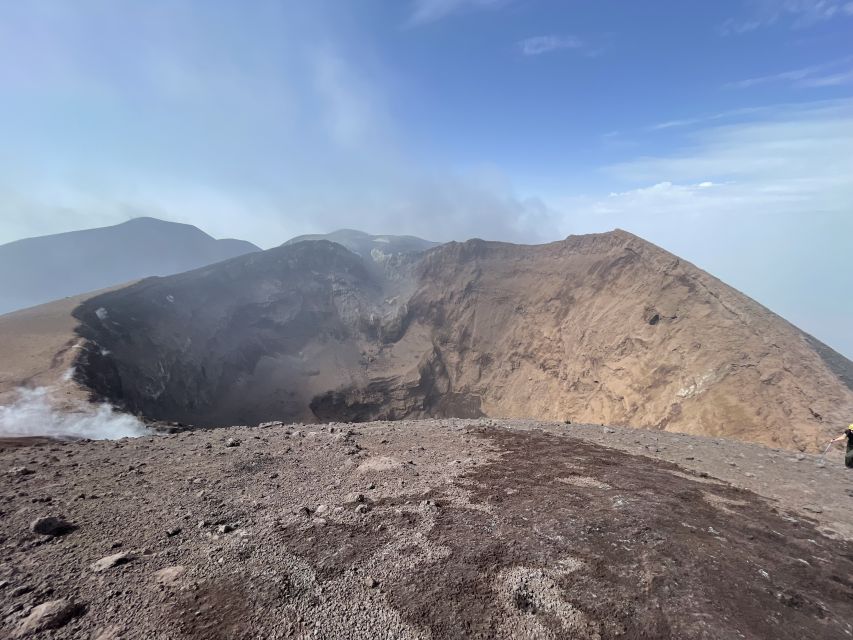 Piano Provenzana: Mount Etna Hiking Trip to 3,380 Meters - The 30-minute 4x4 ride into Etna’s upper reaches